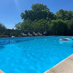 La Colline De Tilleul - De La Colline 4 Star Rated - Beautiful Near Aubeterre *