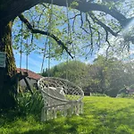 La Colline De Tilleul - De La Colline 4 Star Rated - Beautiful Near Aubeterre * Saint-Romain (Charente)
