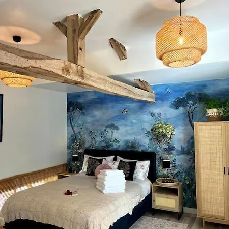 度假居 La Colline De Tilleul - De La Colline 4 Star Rated - Beautiful Near Aubeterre *