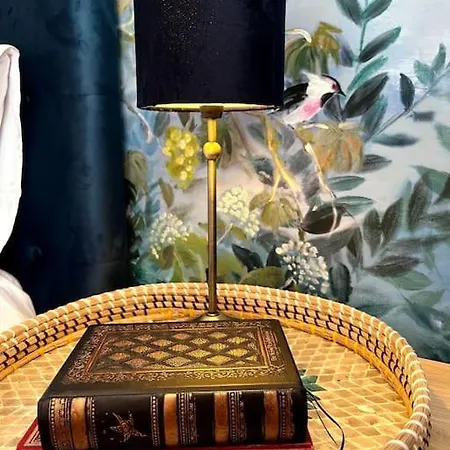 La Colline De Tilleul - De La Colline 4 Star Rated - Beautiful Near Aubeterre Saint-Romain (Charente)