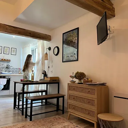 La Colline De Tilleul - De La Colline 4 Star Rated - Beautiful Near Aubeterre