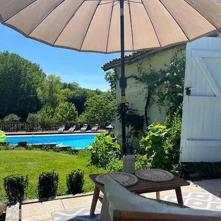 La Colline De Tilleul - De La Colline 4 Star Rated - Beautiful Near Aubeterre *
