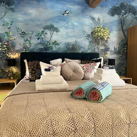 Casa de Férias La Colline De Tilleul - De La Colline 4 Star Rated - Beautiful Near Aubeterre *