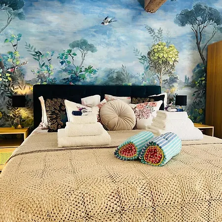 La Colline De Tilleul - De La Colline 4 Star Rated - Beautiful Near Aubeterre * Saint-Romain (Charente)