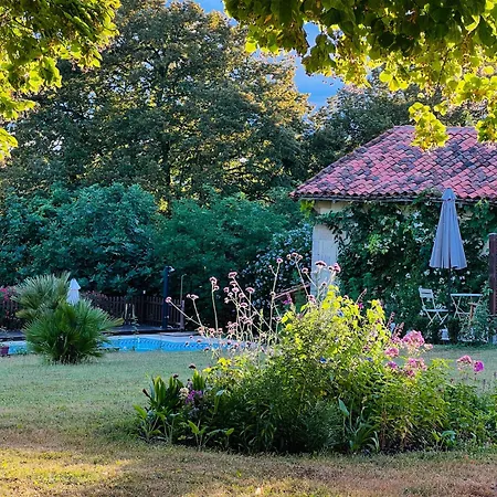 度假居 La Colline De Tilleul - De La Colline 4 Star Rated - Beautiful Near Aubeterre *