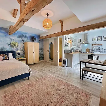度假居 La Colline De Tilleul - De La Colline 4 Star Rated - Beautiful Near Aubeterre *