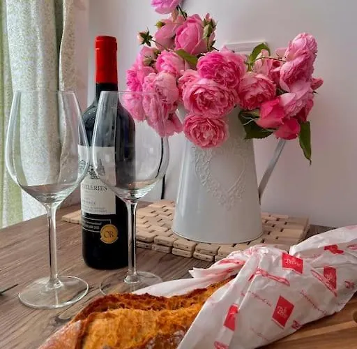 La Colline De Tilleul - De La Colline 4 Star Rated - Beautiful Near Aubeterre