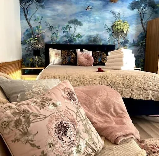 La Colline De Tilleul - De La Colline 4 Star Rated - Beautiful Near Aubeterre Сasa de vacaciones