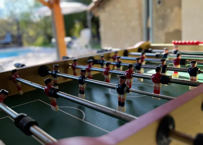 La Colline De Tilleul - De La Colline 4 Star Rated - Beautiful Near Aubeterre Saint-Romain (Charente)