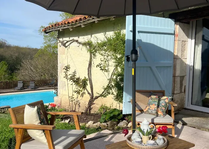 Сasa de vacaciones La Colline De Tilleul - De La Colline 4 Star Rated - Beautiful Near Aubeterre *