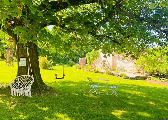 La Colline De Tilleul - De La Colline 4 Star Rated - Beautiful Near Aubeterre Сasa de vacaciones